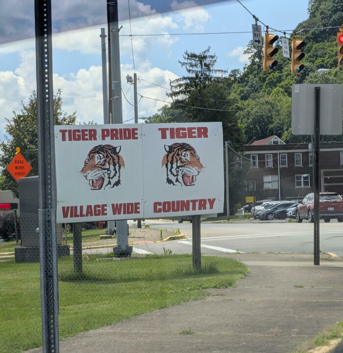 95 Terribly Designed Signs That Were Probably Not Proofread Even Once (New Pics) 95 Terribly Designed Signs That Were Probably Not Proofread Even Once (New Pics)