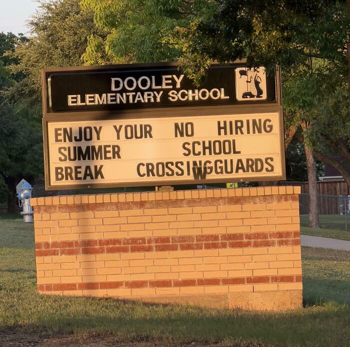 95 Terribly Designed Signs That Were Probably Not Proofread Even Once (New Pics) 95 Terribly Designed Signs That Were Probably Not Proofread Even Once (New Pics)