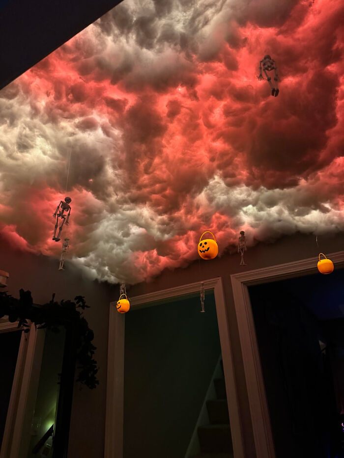 77 Homes That Look Like Halloween Moved In And Took Over 77 Homes That Look Like Halloween Moved In And Took Over