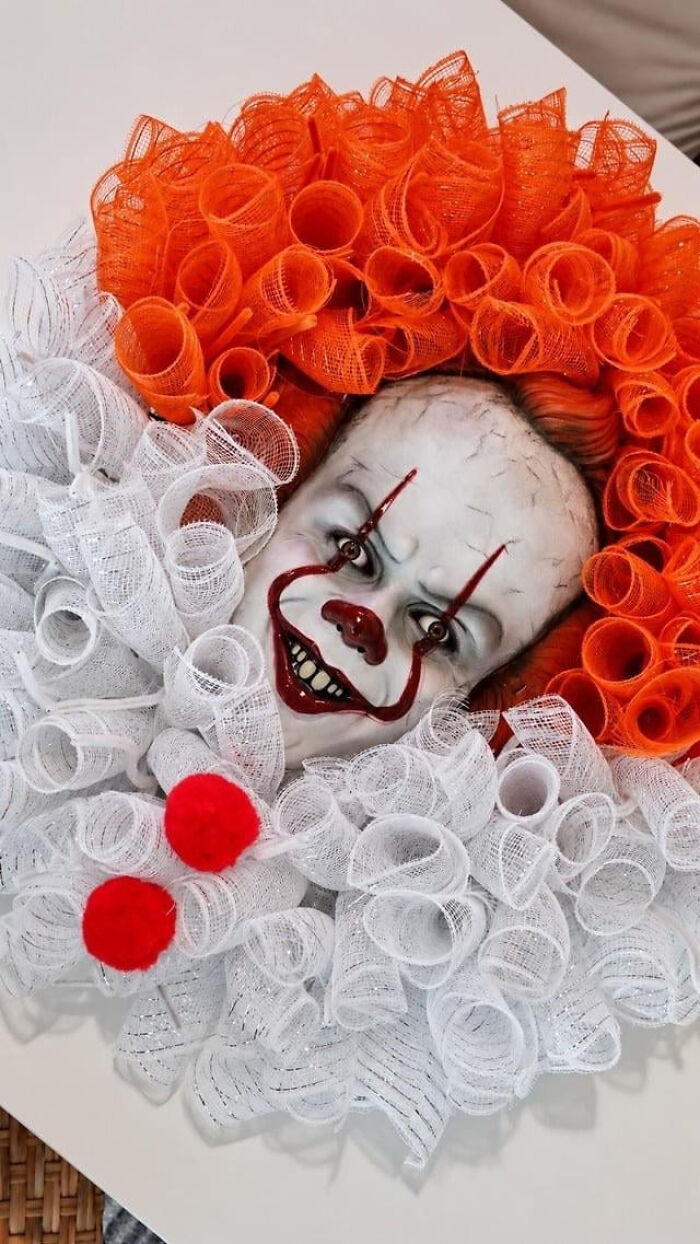 77 Homes That Look Like Halloween Moved In And Took Over 77 Homes That Look Like Halloween Moved In And Took Over
