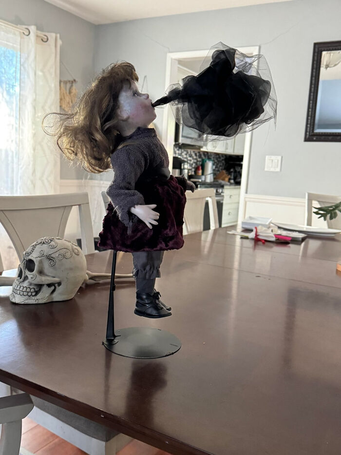 77 Homes That Look Like Halloween Moved In And Took Over 77 Homes That Look Like Halloween Moved In And Took Over