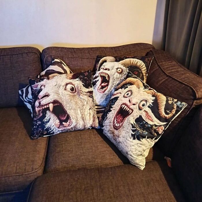 65 Really Weird And Slightly Creepy Photos That Might Give You The Heebie-Jeebies