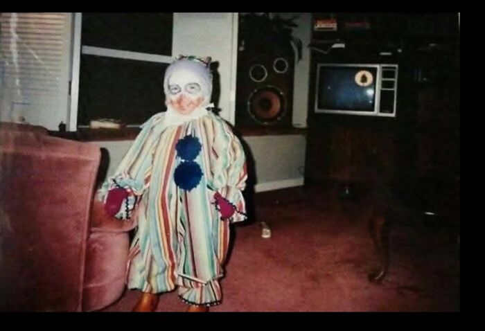 65 Really Weird And Slightly Creepy Photos That Might Give You The Heebie-Jeebies