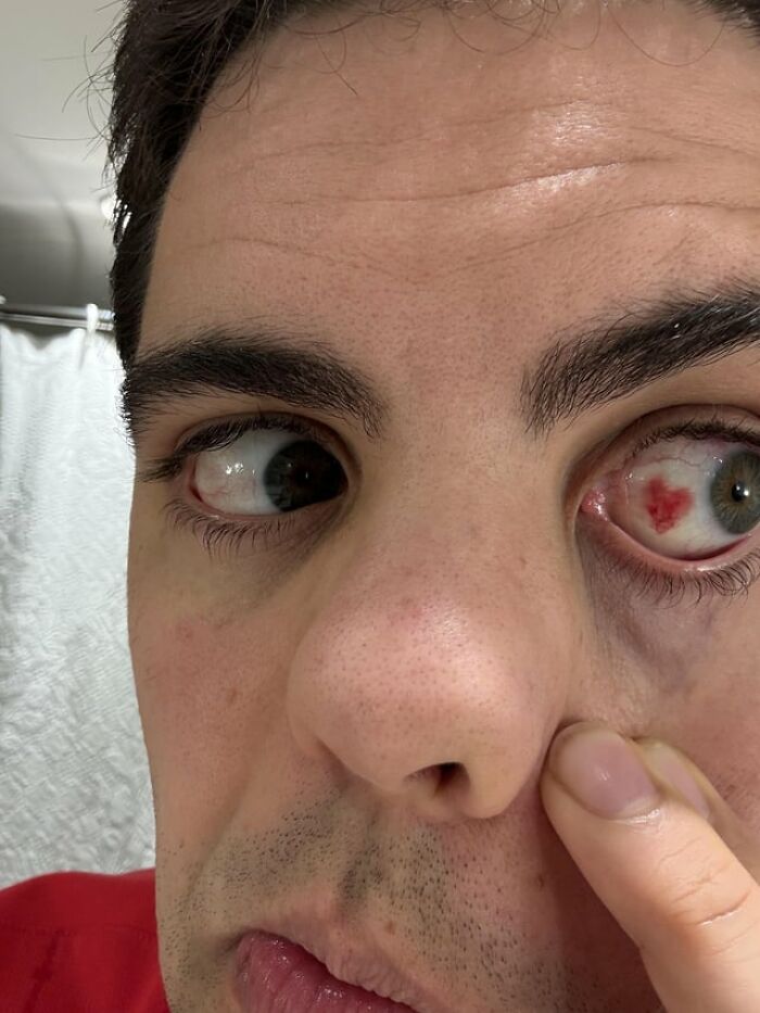 65 Really Weird And Slightly Creepy Photos That Might Give You The Heebie-Jeebies