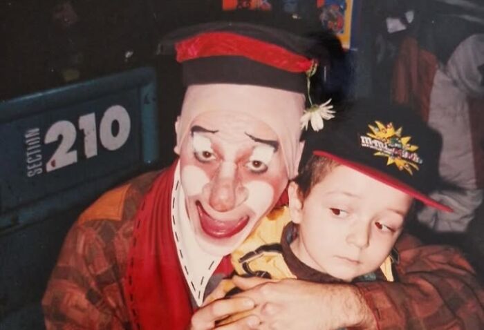 65 Really Weird And Slightly Creepy Photos That Might Give You The Heebie-Jeebies