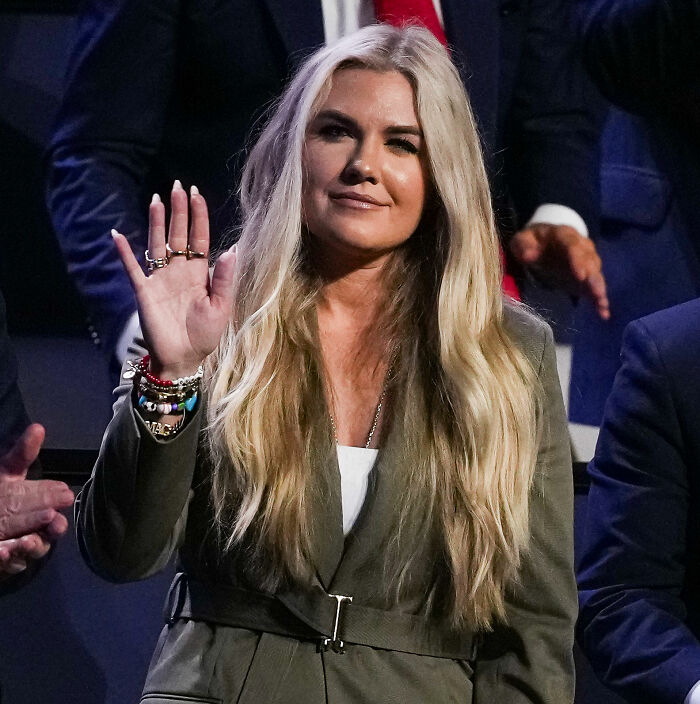 Erika Kirk Is Getting Mercilessly Roasted After Netizens Notice Something Odd In New Viral Photos Erika Kirk Is Getting Mercilessly Roasted After Netizens Notice Something Odd In New Viral Photos