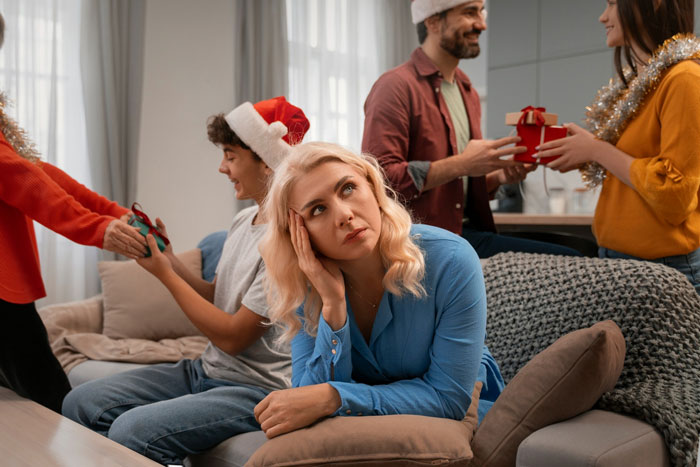 Wife Feels Like A &ldquo;Trapped Rat In A Cage&rdquo; During Family Visits, Husband Claims He Had No Idea