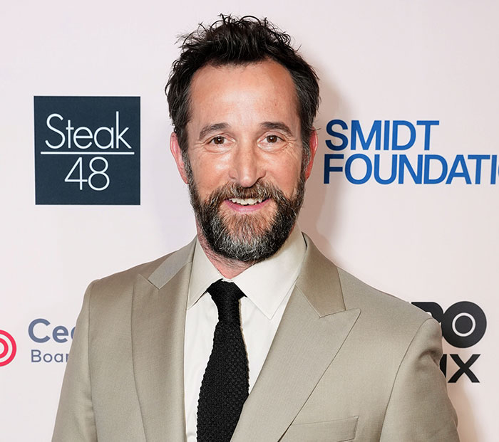 Noah Wyle Gets Absolutely Eviscerated After Becoming Clear Favorite To Win Famous Title: “Used To Mean Something” Noah Wyle Gets Absolutely Eviscerated After Becoming Clear Favorite To Win Famous Title: “Used To Mean Something”