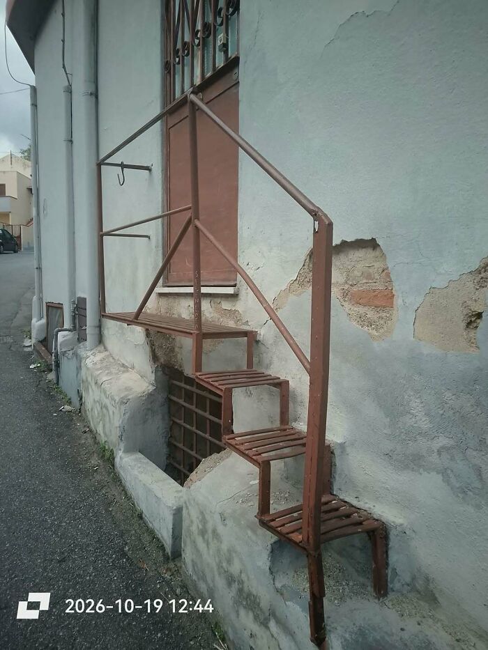 69 Construction Fails That Make You Wonder Who Looked At Them And Said &ldquo;Good Enough&rdquo;