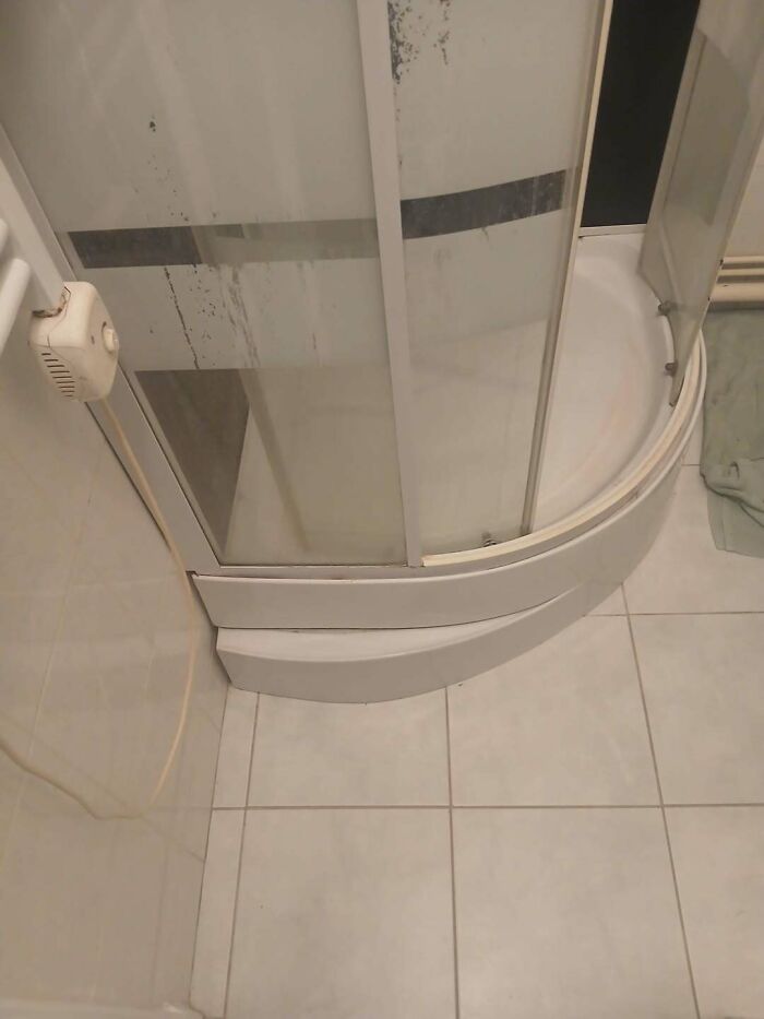 69 Construction Fails That Make You Wonder Who Looked At Them And Said &ldquo;Good Enough&rdquo;