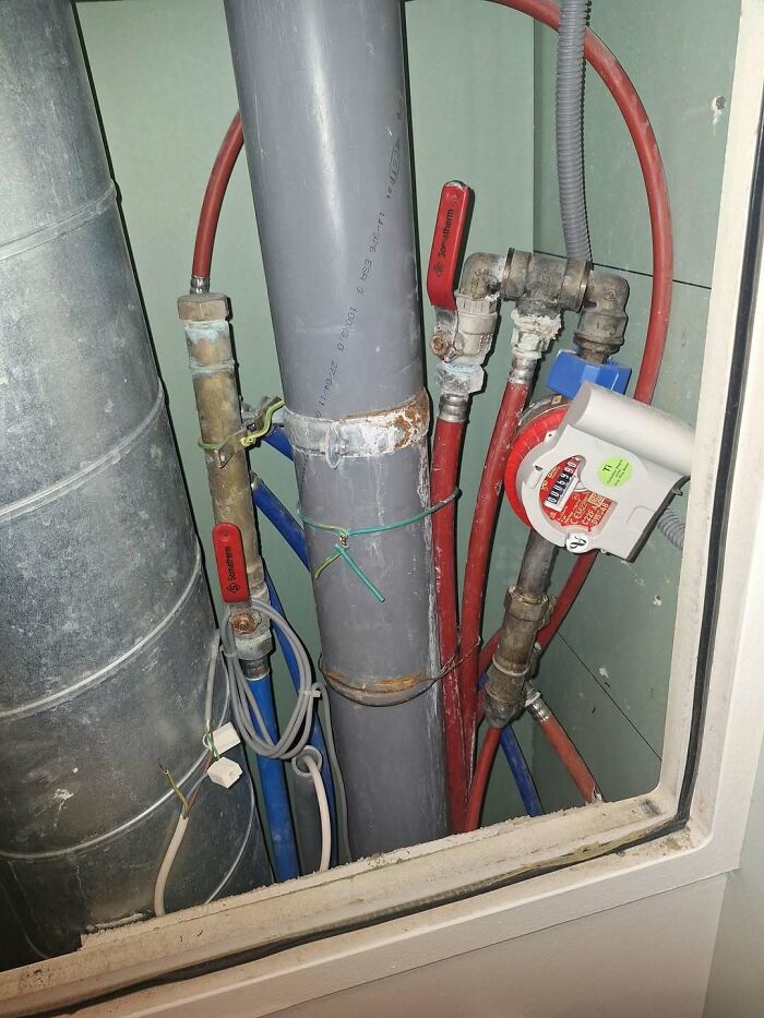 69 Construction Fails That Make You Wonder Who Looked At Them And Said &ldquo;Good Enough&rdquo;