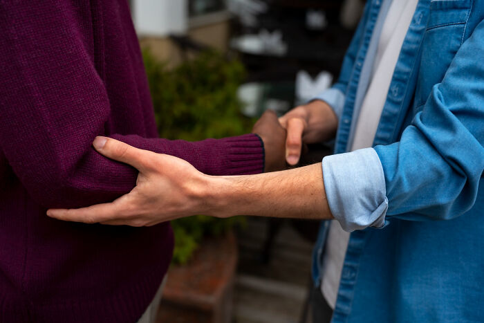 52 People Share Emergency Tips That Could Make All The Difference When Every Single Second Counts 52 People Share Emergency Tips That Could Make All The Difference When Every Single Second Counts