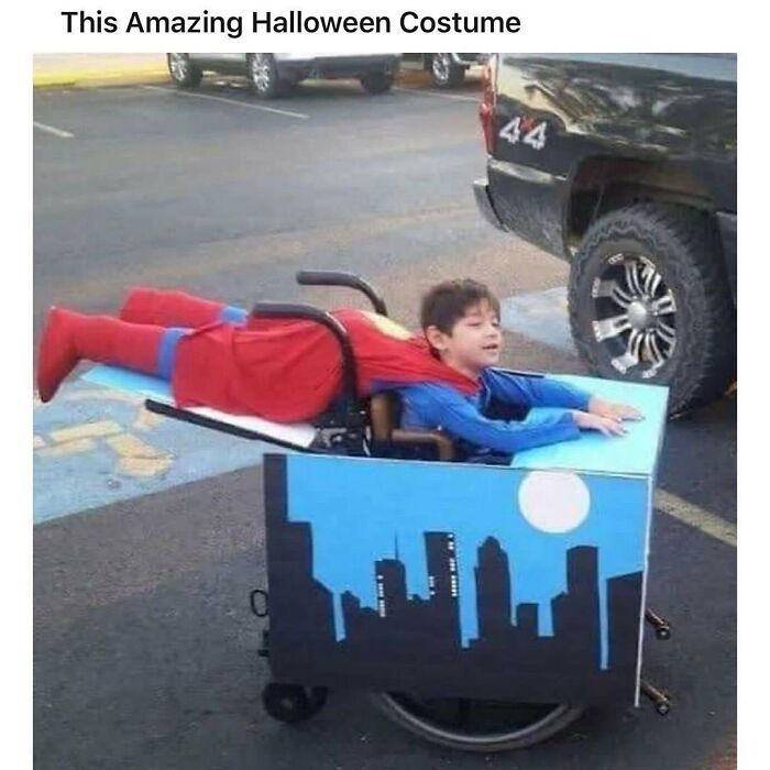 67 Creative And Hilarious People With Disabilities Who Won Halloween