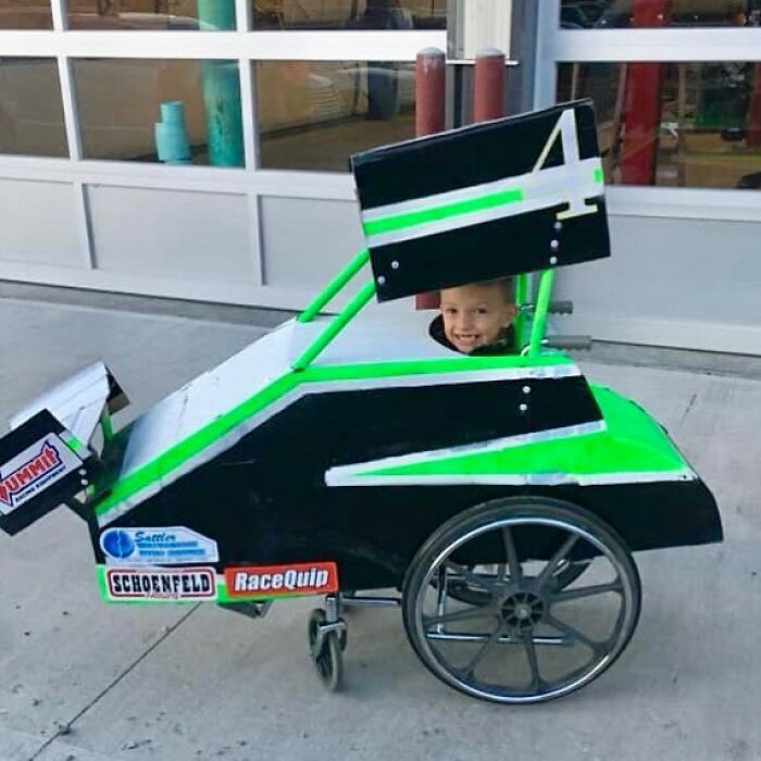67 Creative And Hilarious People With Disabilities Who Won Halloween