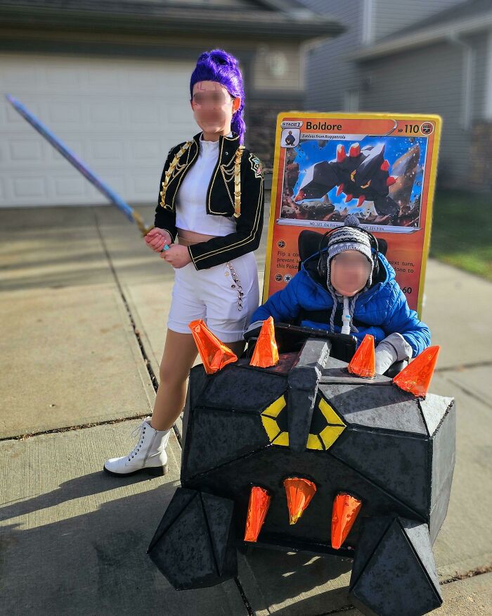 67 Creative And Hilarious People With Disabilities Who Won Halloween
