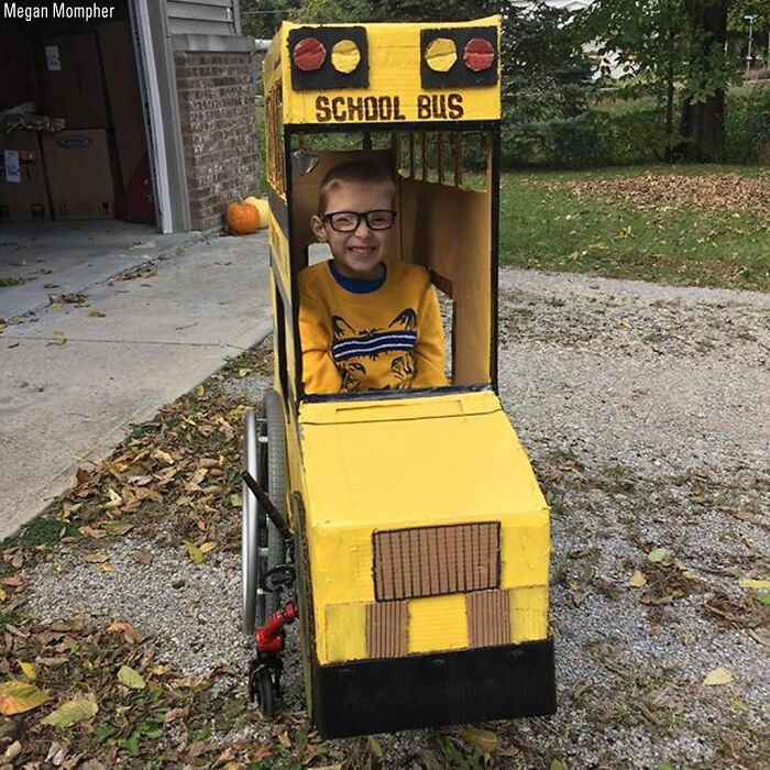 67 Creative And Hilarious People With Disabilities Who Won Halloween