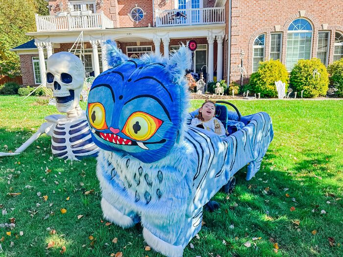 67 Creative And Hilarious People With Disabilities Who Won Halloween