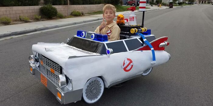 67 Creative And Hilarious People With Disabilities Who Won Halloween