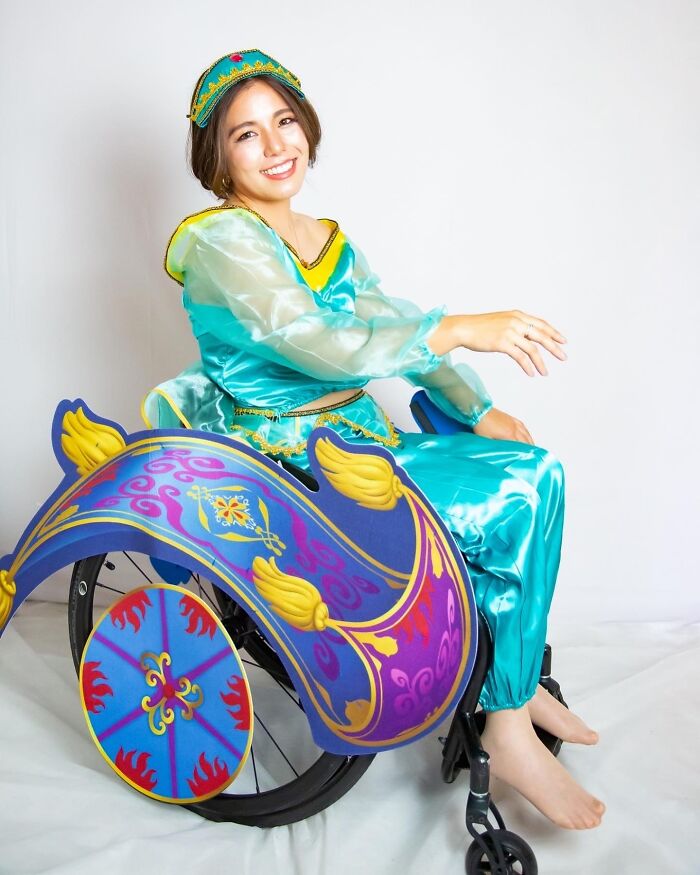 67 Creative And Hilarious People With Disabilities Who Won Halloween