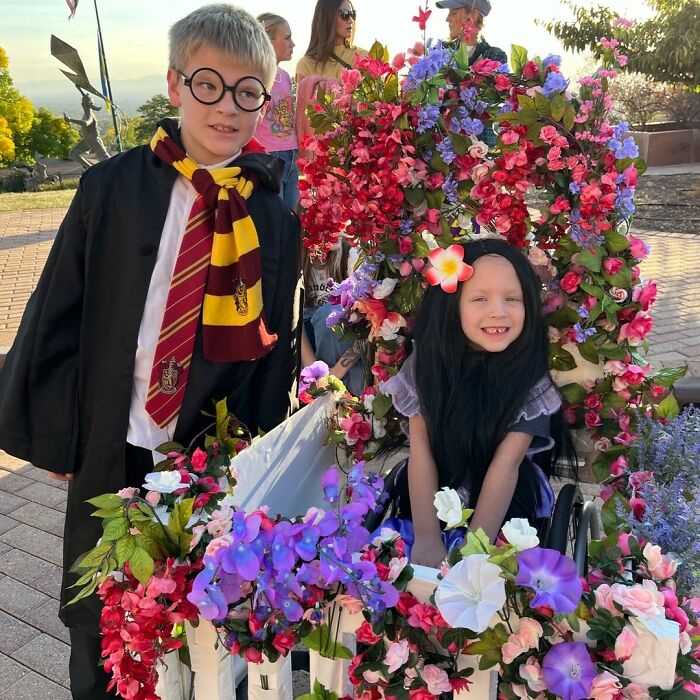 67 Creative And Hilarious People With Disabilities Who Won Halloween