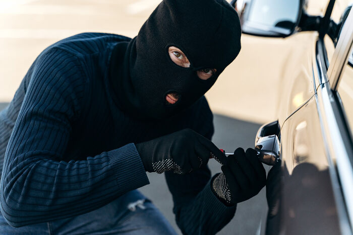 38 Times Lawyers Witnessed A Moment When Someone Messed Up So Bad, It Was Impossible To Save Them