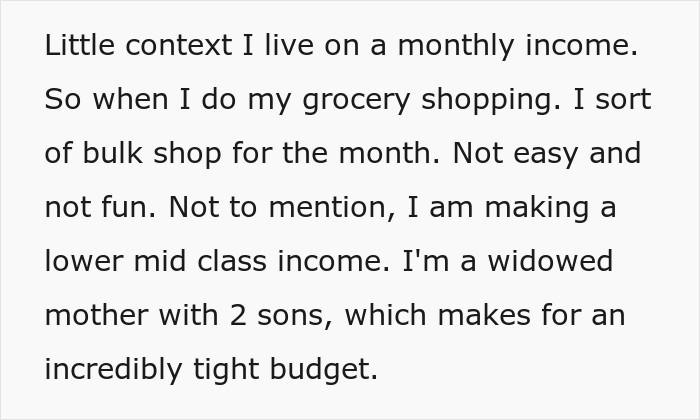 Woman Sees Stranger’s Overflowing Cart And Decides She Must Have Money To Spare Woman Sees Stranger’s Overflowing Cart And Decides She Must Have Money To Spare