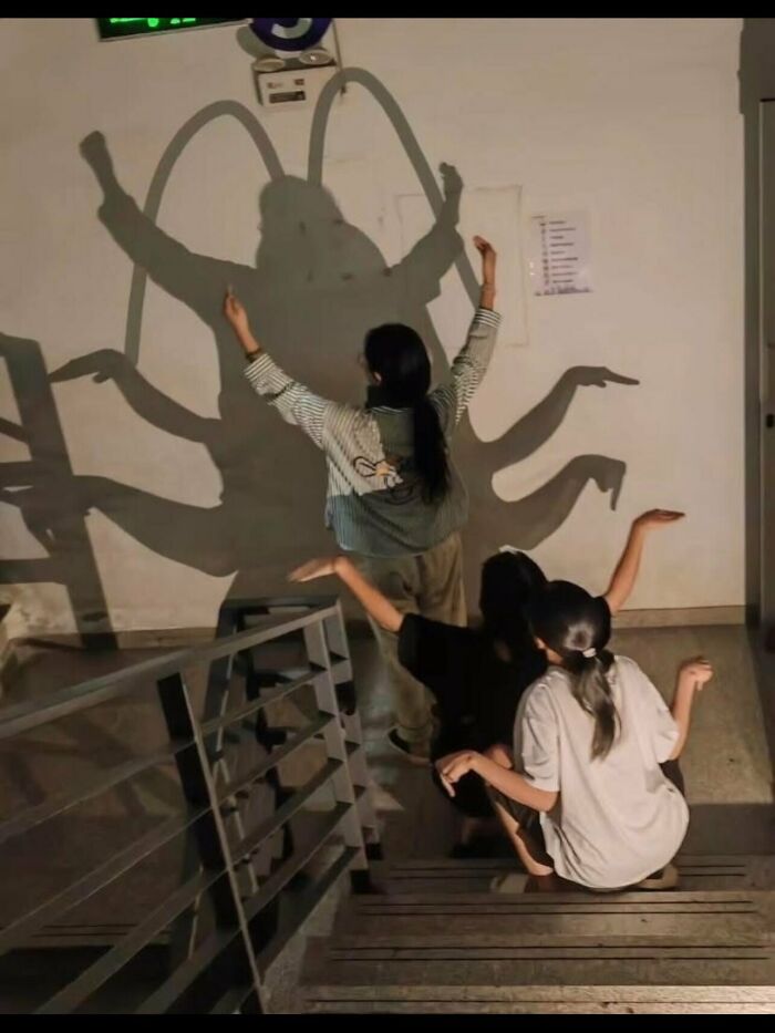 78 Random Photos That Are So Weird And Funny They Deserve A Second Look