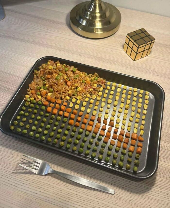 78 Random Photos That Are So Weird And Funny They Deserve A Second Look