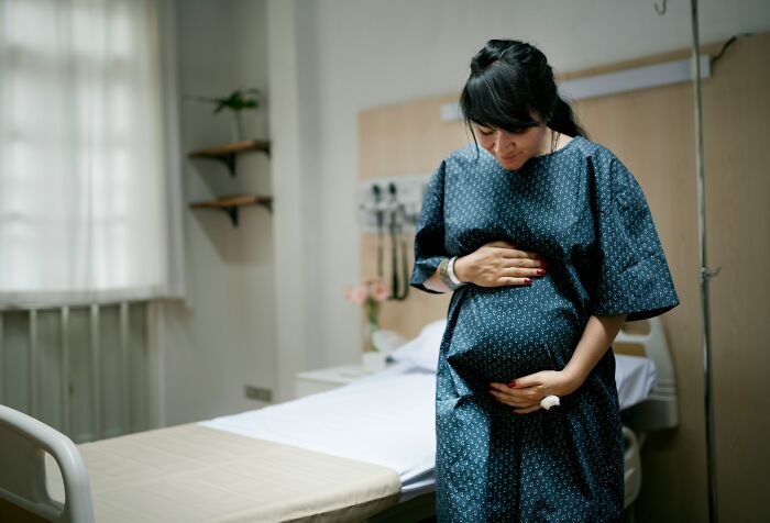51 Times Tiny Communities Somehow Produced Enough Drama For An Entire Reality Show