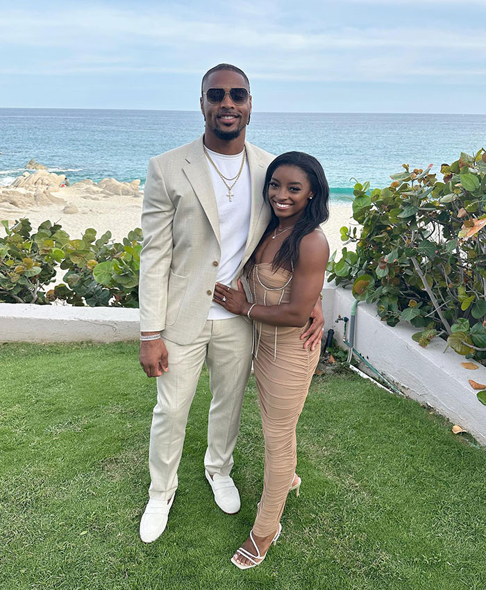Simone Biles Breaks Down In Tears After Selling $1.2M Texas Home With Husband Jonathan Owens