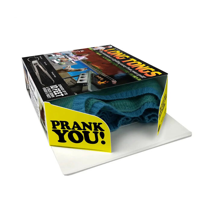 This Company Made 5 Hilarious Gift Boxes Featuring Ridiculous Fake Products This Company Made 5 Hilarious Gift Boxes Featuring Ridiculous Fake Products