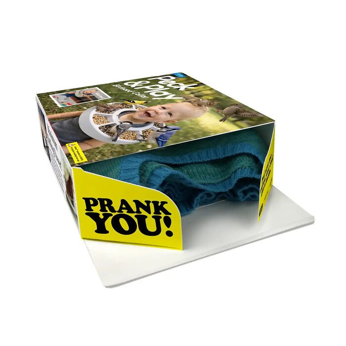 This Company Made 5 Hilarious Gift Boxes Featuring Ridiculous Fake Products This Company Made 5 Hilarious Gift Boxes Featuring Ridiculous Fake Products