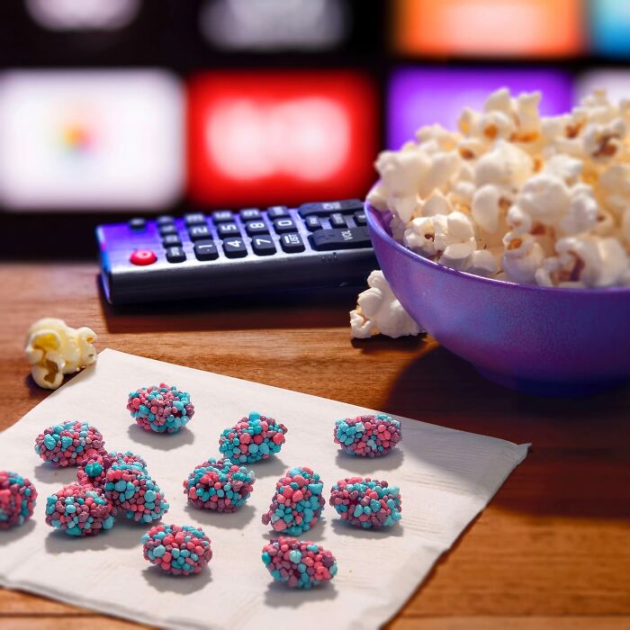 Cast Your Vote For The 25 Best Halloween Candies And Finally Settle Every Trick Or Treat Debate Cast Your Vote For The 25 Best Halloween Candies And Finally Settle Every Trick Or Treat Debate
