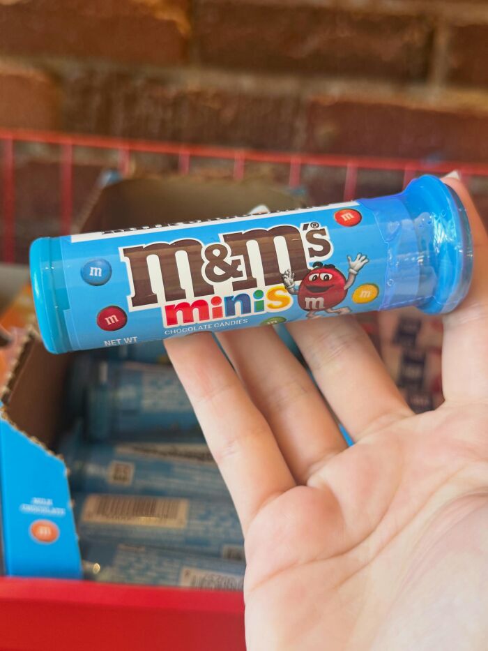 Cast Your Vote For The 25 Best Halloween Candies And Finally Settle Every Trick Or Treat Debate Cast Your Vote For The 25 Best Halloween Candies And Finally Settle Every Trick Or Treat Debate