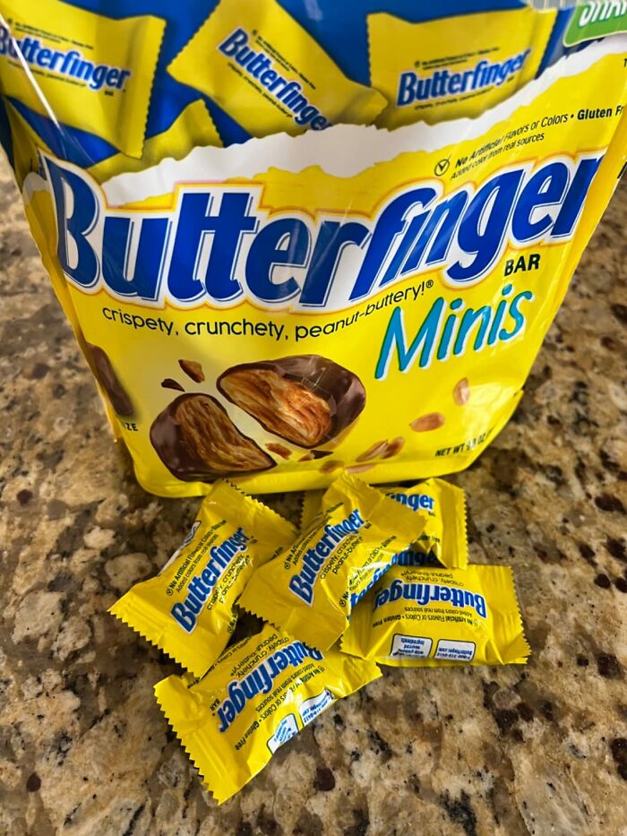Cast Your Vote For The 25 Best Halloween Candies And Finally Settle Every Trick Or Treat Debate Cast Your Vote For The 25 Best Halloween Candies And Finally Settle Every Trick Or Treat Debate