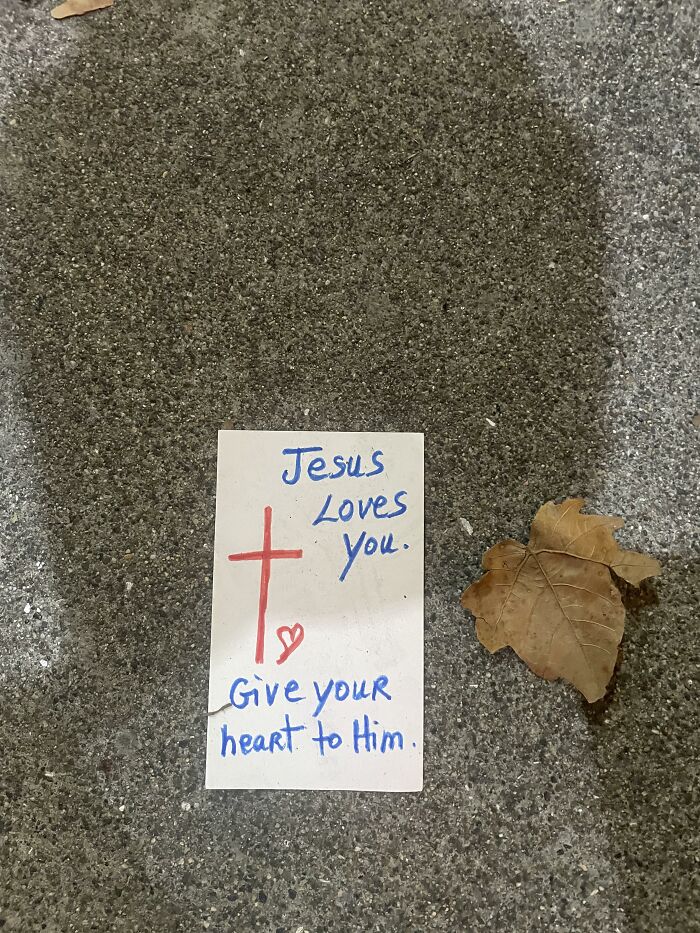 &ldquo;Found Paper&rdquo;: 50 Lost And Forgotten Messages That People Discovered Out In The World