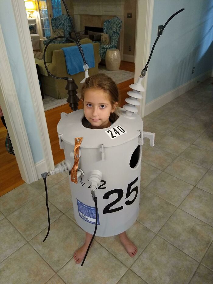 81 Kids Whose Halloween Costumes Deserved Their Own Red Carpet