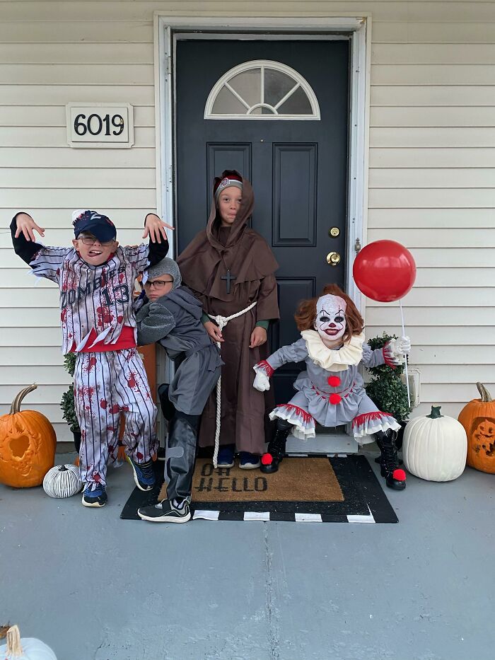 81 Kids Whose Halloween Costumes Deserved Their Own Red Carpet
