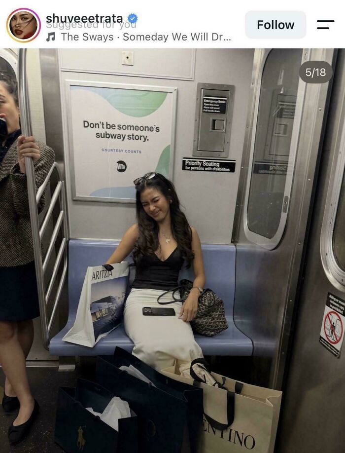 59 Influencers Who Treated Public Spaces Like Their Personal Content Studio
