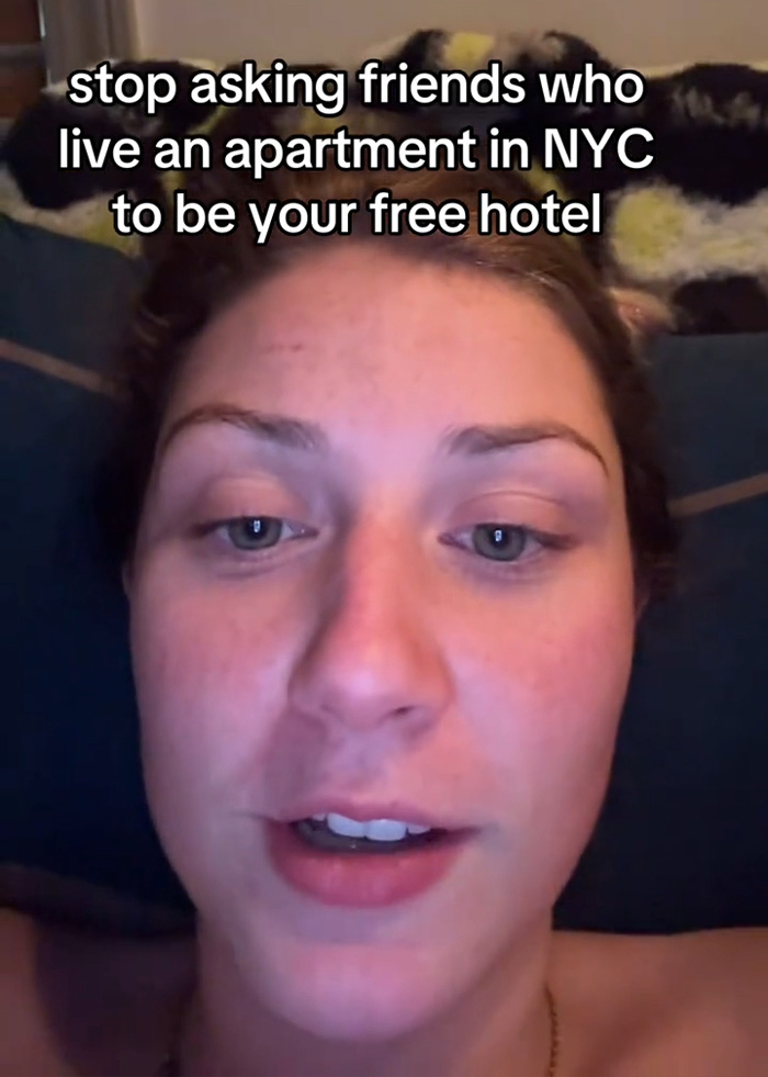 Woman Sparks Outrage After She Says Friends Aren’t Entitled To Her Couch Just Because NYC Hotels Are Expensive Woman Sparks Outrage After She Says Friends Aren’t Entitled To Her Couch Just Because NYC Hotels Are Expensive