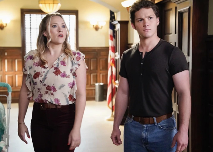 &lsquo;Young Sheldon&rsquo; Star Emily Osment Reveals Why Kissing 18-Year-Old Co-Star Made Her Uncomfortable
