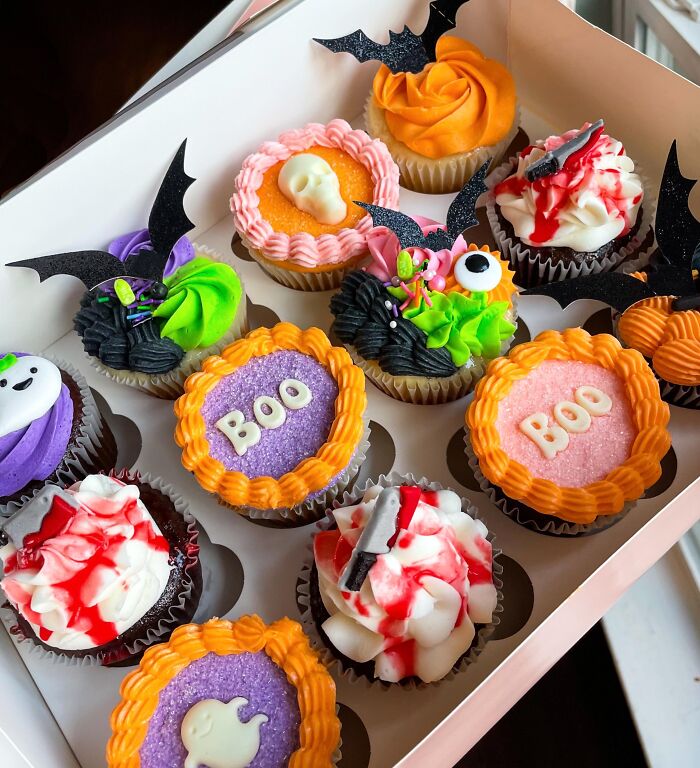 68 Halloween Foods That Look So Wrong, You Might Forget They’re Supposed To Be Snacks 68 Halloween Foods That Look So Wrong, You Might Forget They’re Supposed To Be Snacks