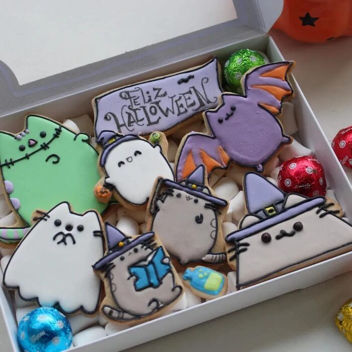 68 Halloween Foods That Look So Wrong, You Might Forget They’re Supposed To Be Snacks 68 Halloween Foods That Look So Wrong, You Might Forget They’re Supposed To Be Snacks