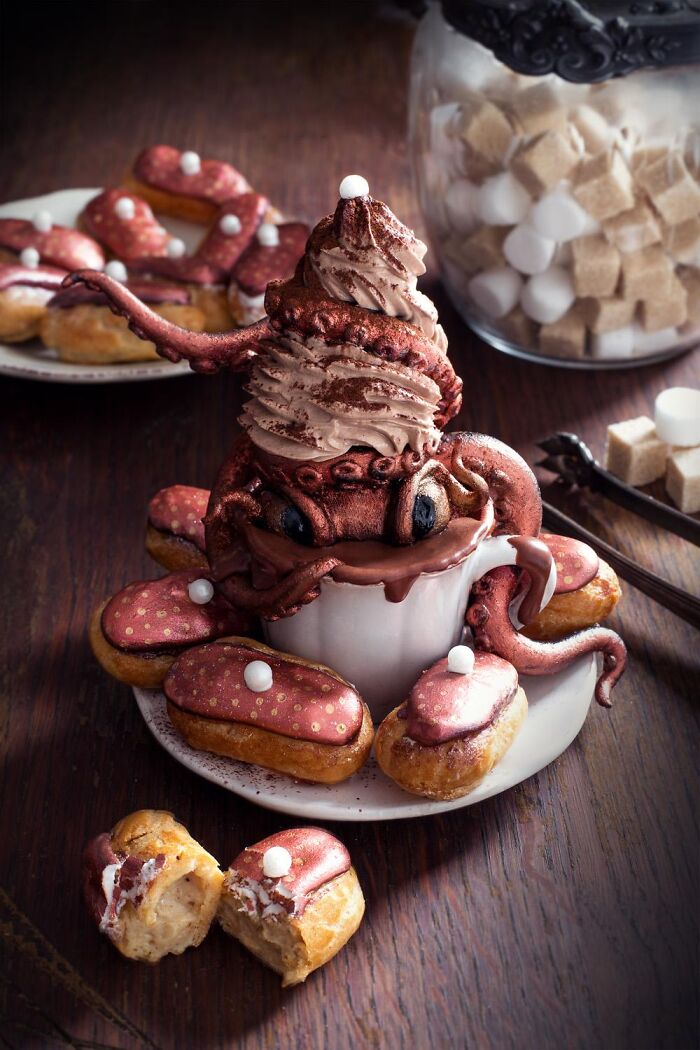 68 Halloween Foods That Look So Wrong, You Might Forget They’re Supposed To Be Snacks 68 Halloween Foods That Look So Wrong, You Might Forget They’re Supposed To Be Snacks