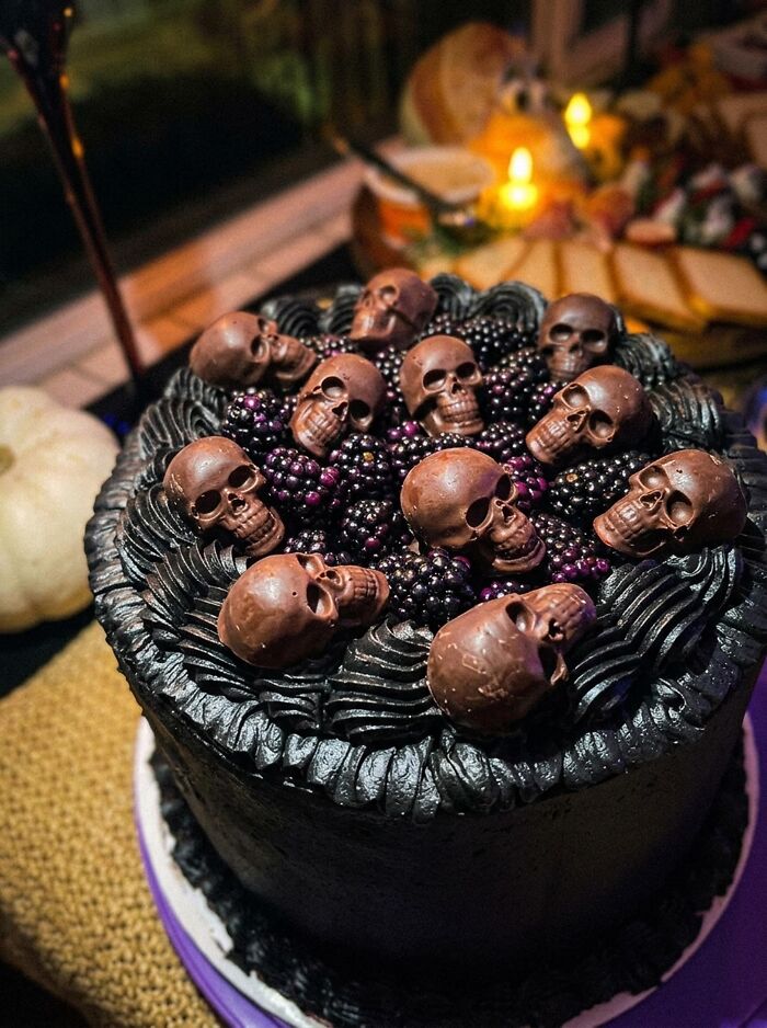 68 Halloween Foods That Look So Wrong, You Might Forget They’re Supposed To Be Snacks 68 Halloween Foods That Look So Wrong, You Might Forget They’re Supposed To Be Snacks