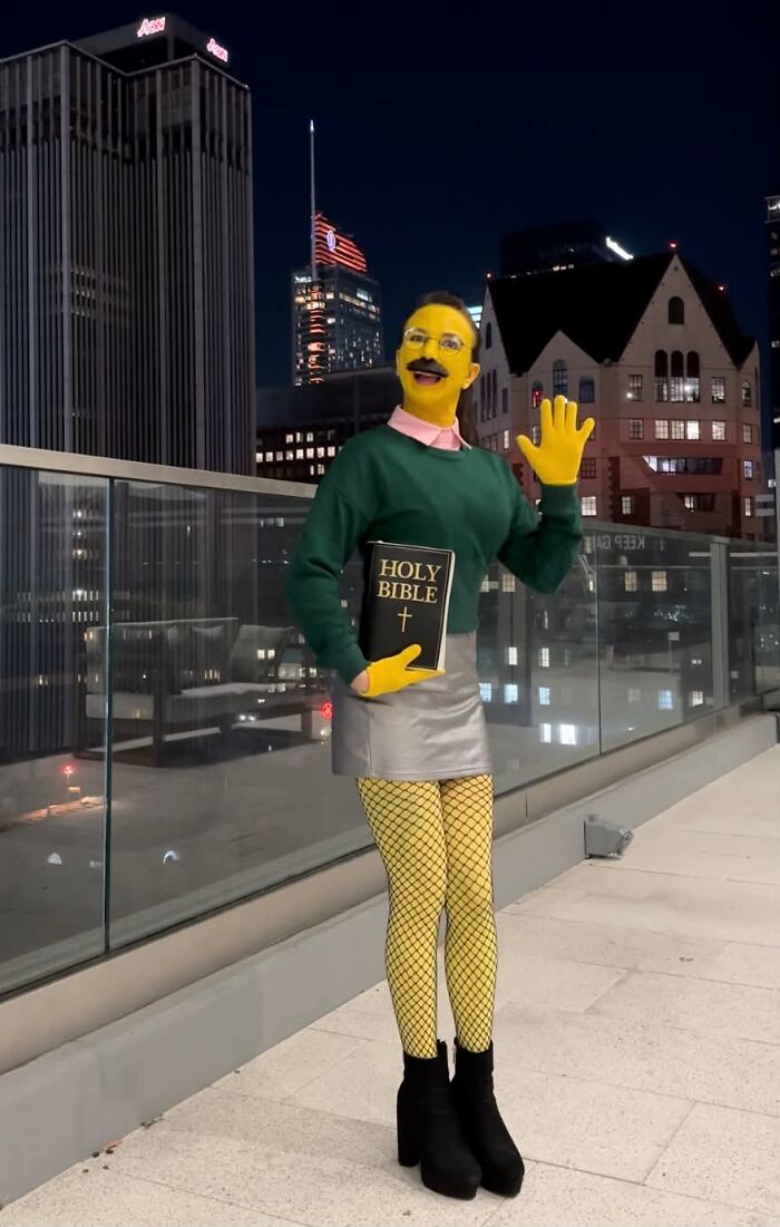 94 People Who Took Their Halloween Costumes To The Next Level, And The Results Are Seriously Impressive 94 People Who Took Their Halloween Costumes To The Next Level, And The Results Are Seriously Impressive