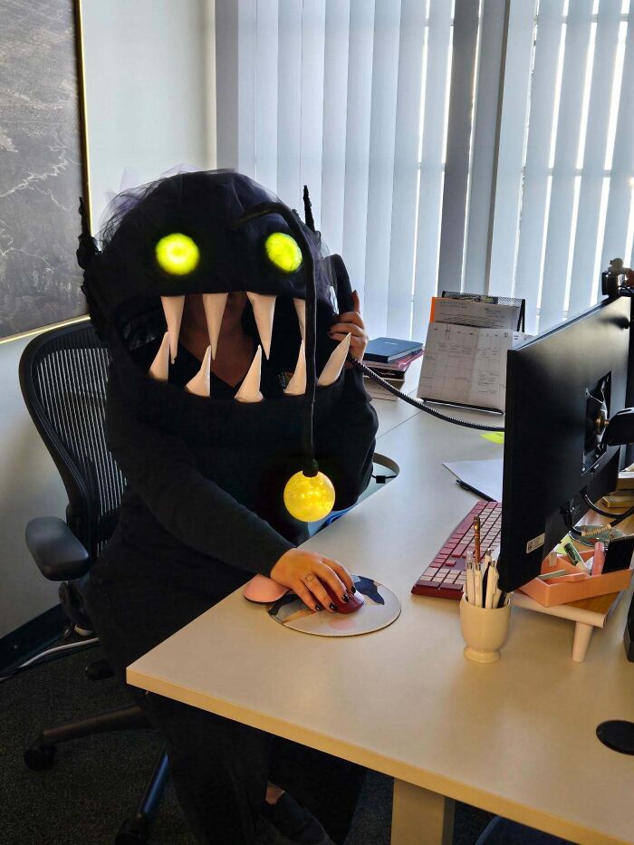 94 People Who Took Their Halloween Costumes To The Next Level, And The Results Are Seriously Impressive 94 People Who Took Their Halloween Costumes To The Next Level, And The Results Are Seriously Impressive