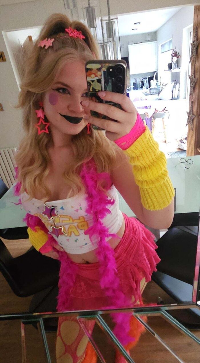 94 People Who Took Their Halloween Costumes To The Next Level, And The Results Are Seriously Impressive 94 People Who Took Their Halloween Costumes To The Next Level, And The Results Are Seriously Impressive
