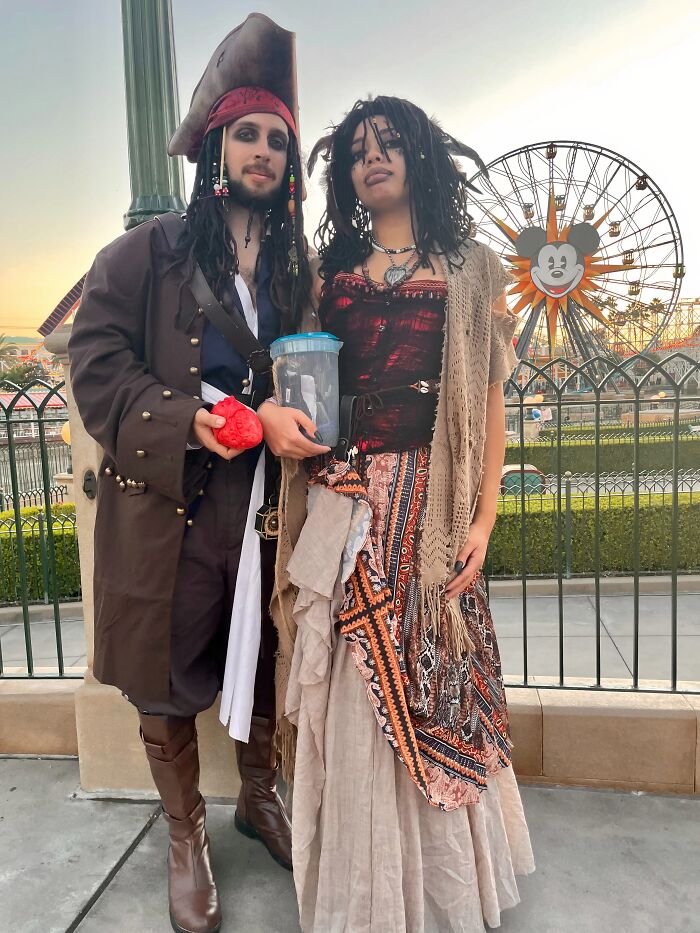 62 Brilliant Couples Halloween Costumes That Are Almost Too Good