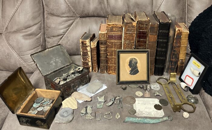 90 Amazing Old Treasures That Antique Lovers Were Lucky Enough To Discover (New Pics) 90 Amazing Old Treasures That Antique Lovers Were Lucky Enough To Discover (New Pics)
